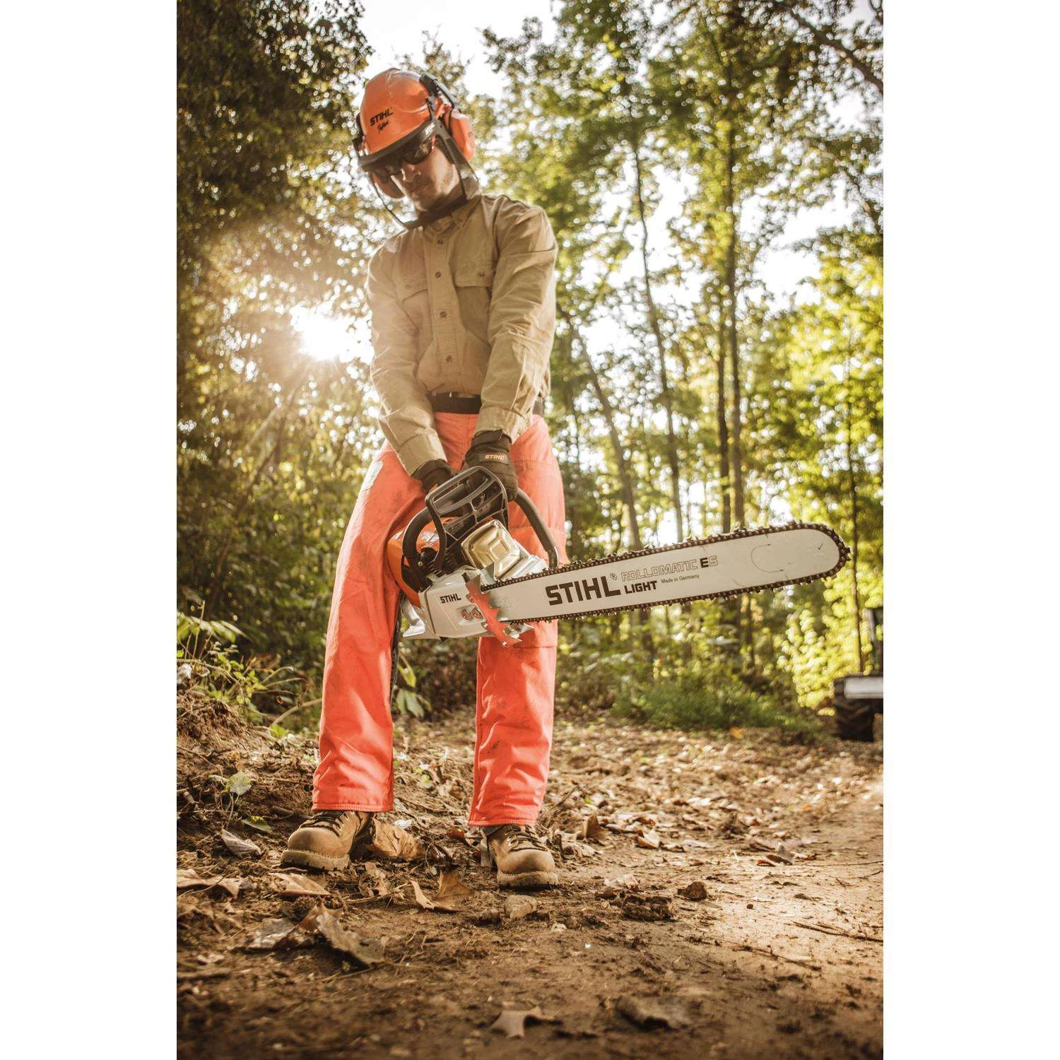 STIHL Magnum MS 661 R C-M 36 In. 91.1 Cc Gas Light Chainsaw 3 STIHL Magnum MS 661 R C-M 36 In. 91.1 Cc Gas Light Chainsaw - Image 3