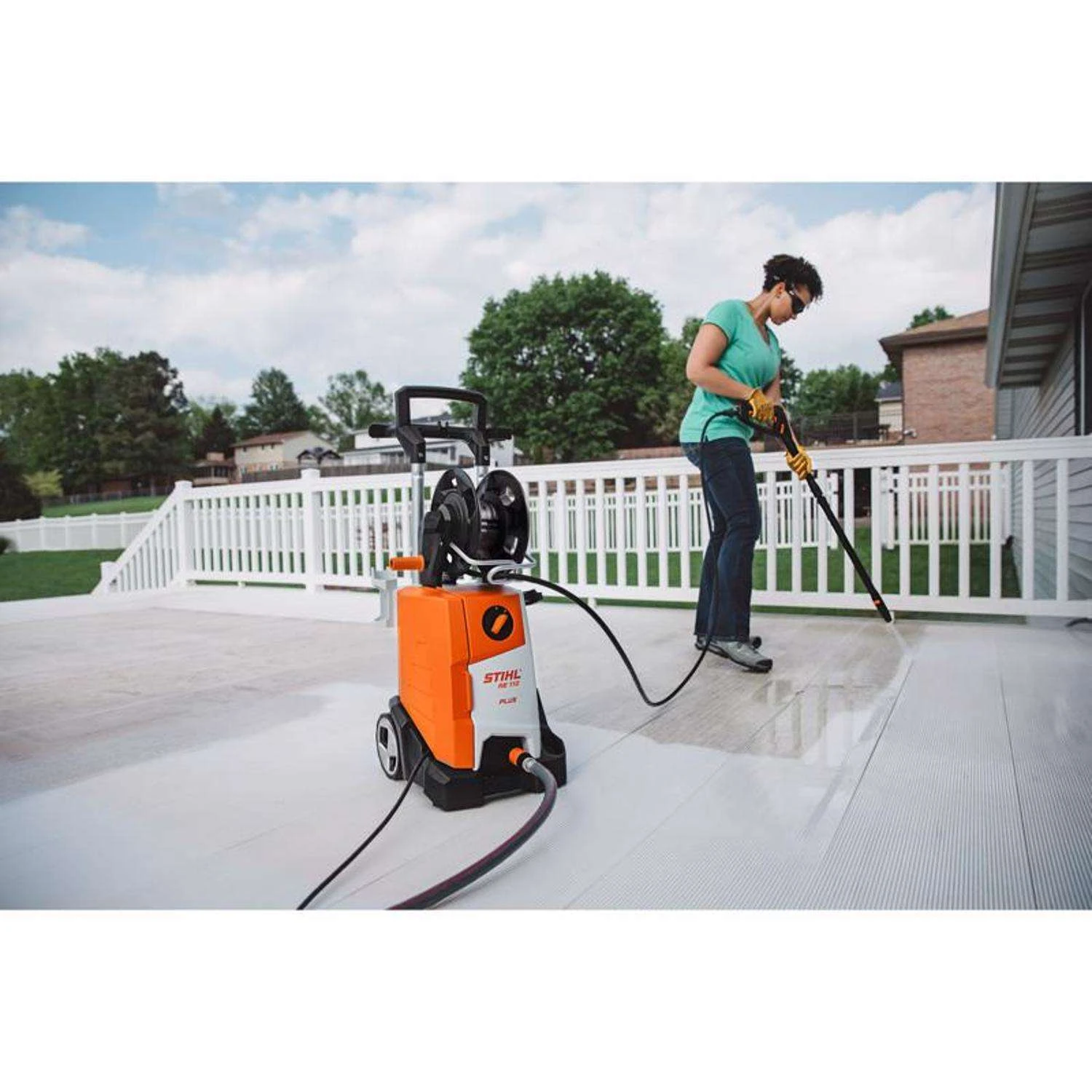 STIHL RE 110 PLUS 2000 Psi Electric 1.2 Gpm Pressure Washer 2 STIHL RE 110 PLUS 2000 Psi Electric 1.2 Gpm Pressure Washer - Image 2