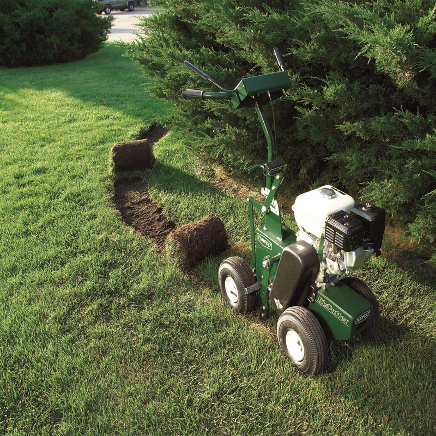 Turfco Kiscutter 12 In. 4-Cycle 160 Cc Sod Cutter 2 Turfco Kiscutter 12 In. 4-Cycle 160 Cc Sod Cutter - Image 2